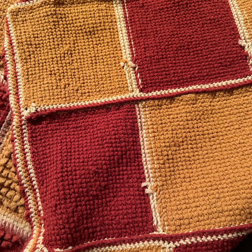 New Crocheted Throw - Picture 4 of 4